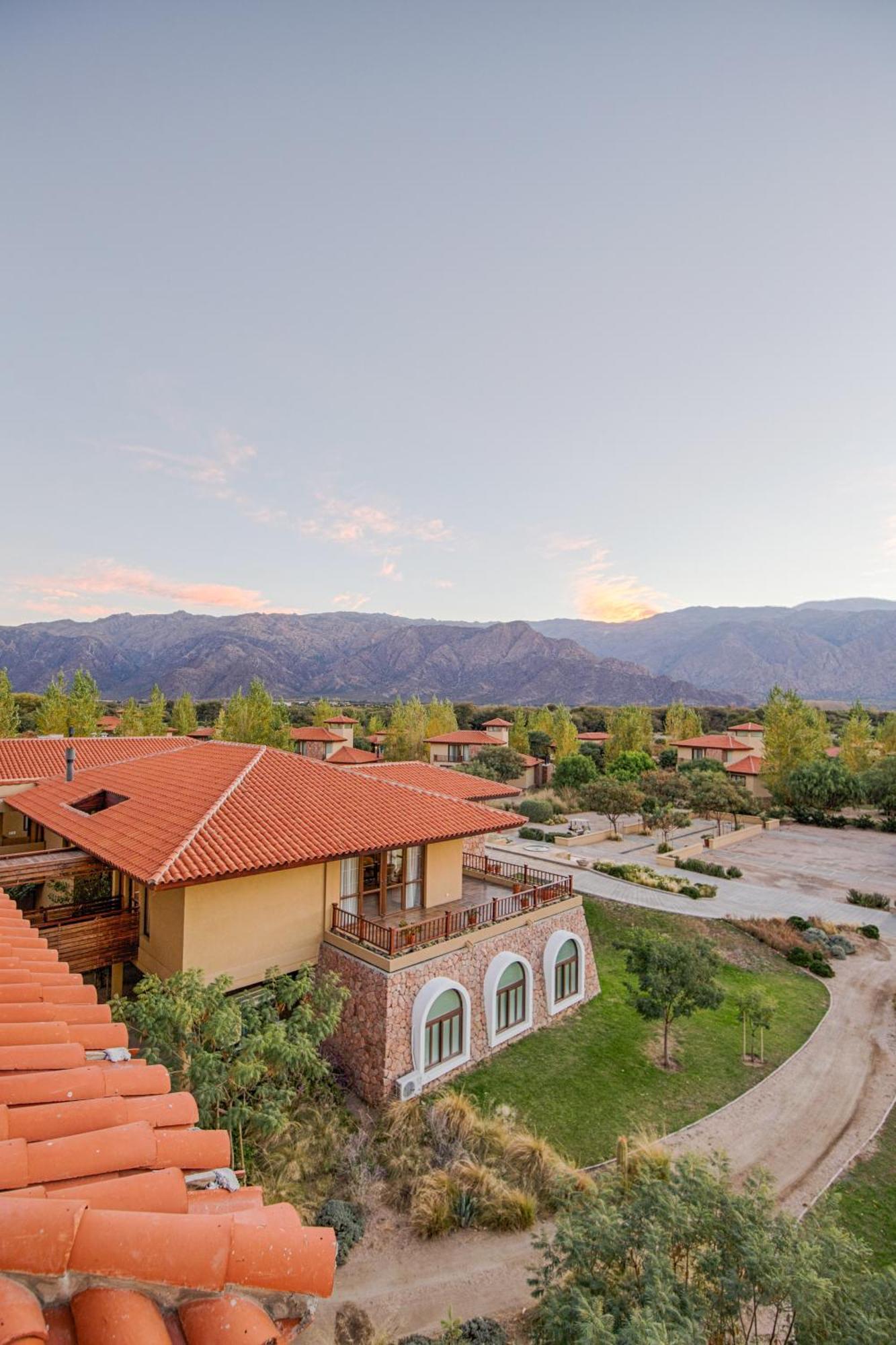 Hotel Grace Cafayate Exterior foto The Ranch at Laguna