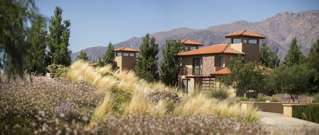 Hotel Grace Cafayate Exterior foto The Village at Stone Canyon